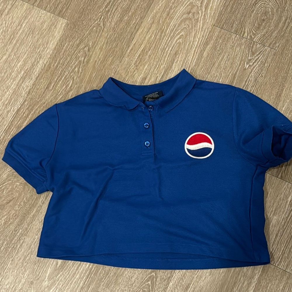 Forever 21 Pepsi collared juniors crop top size L